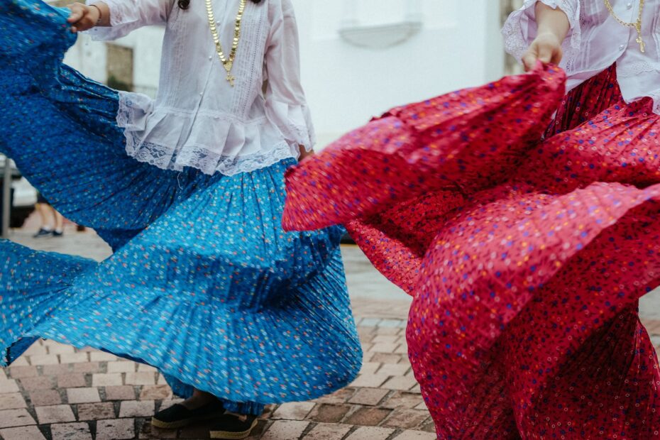 flamenco dancers