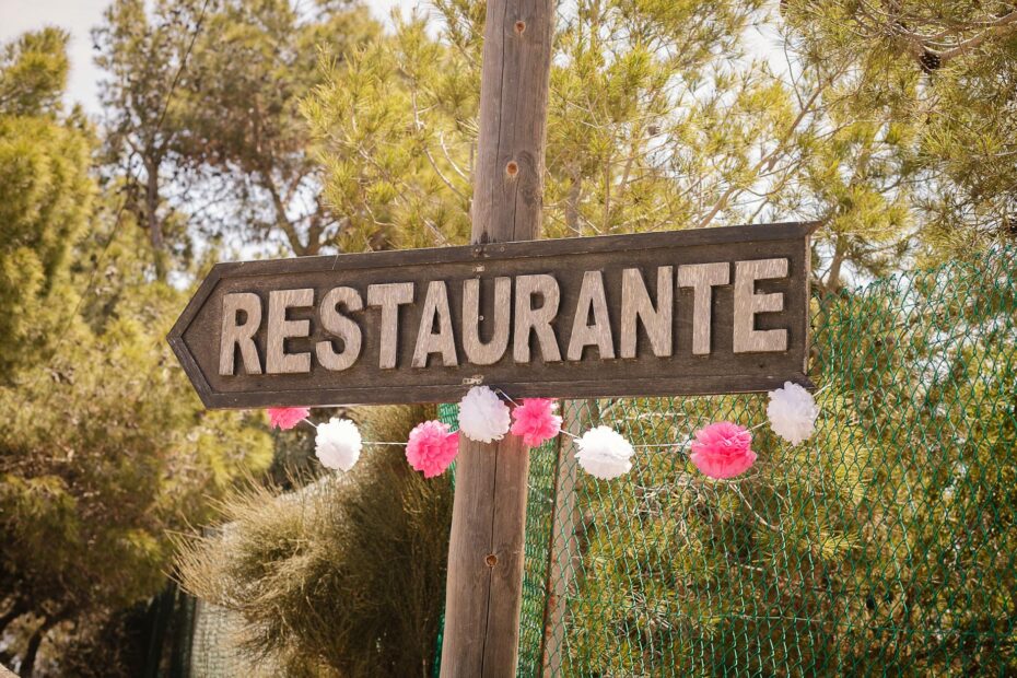 brown wooden restaurante signage